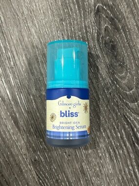 Gilmore Girls x Bliss Brightening Serum - Blue/Turquoise